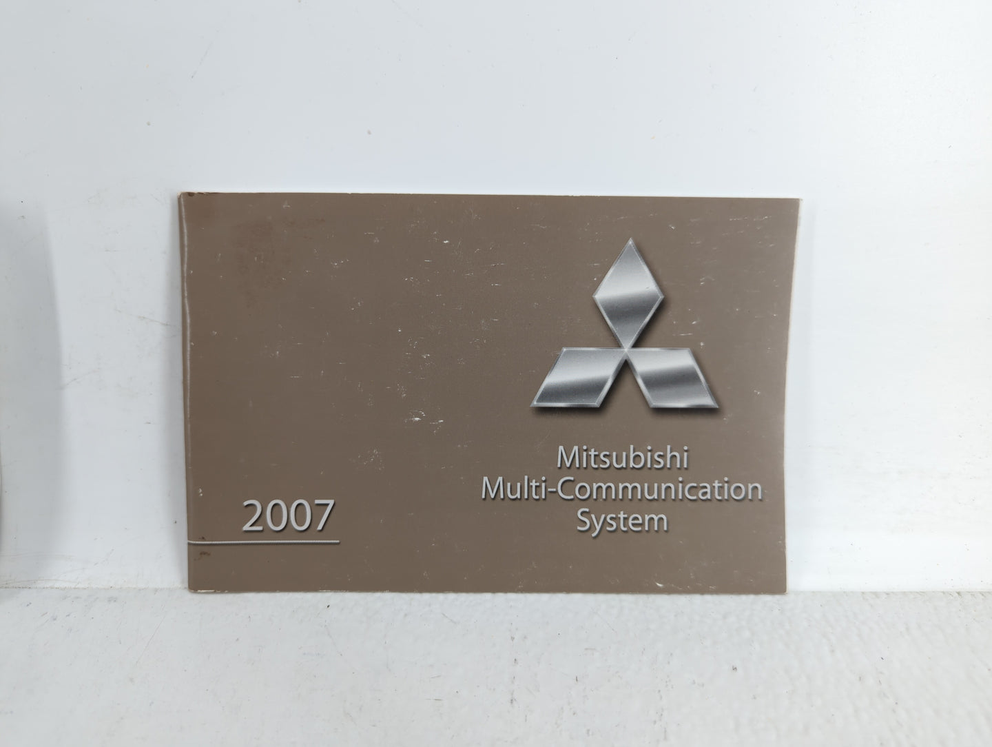 2007 Mitsubishi Endeavor Owners Manual Book Guide OEM Used Auto Parts - Oemusedautoparts1.com