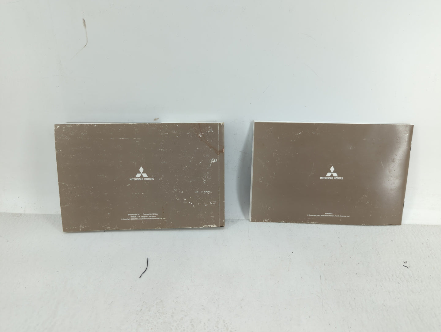 2007 Mitsubishi Endeavor Owners Manual Book Guide OEM Used Auto Parts - Oemusedautoparts1.com