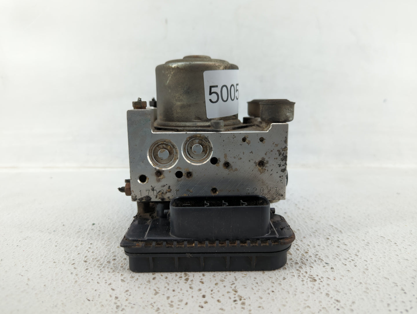 2010-2011 Mitsubishi Endeavor ABS Pump Control Module Replacement P/N:MN102094 Fits Fits 2010 2011 OEM Used Auto Parts - Oem