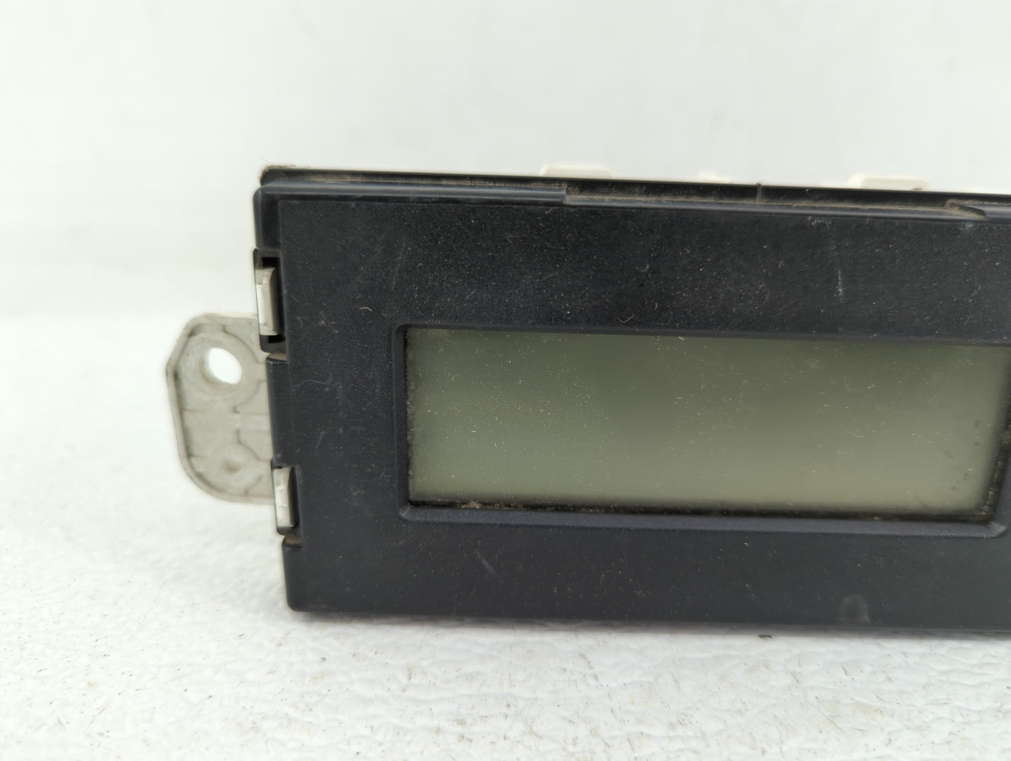 2007-2008 Mitsubishi Galant Information Display Screen - Oemusedautoparts1.com
