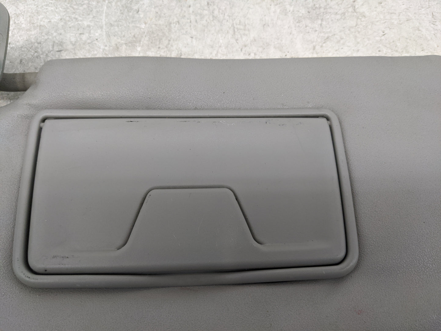 2007-2009 Mitsubishi Outlander Sun Visor Shade Replacement Driver Left Mirror Fits Fits 2007 2008 2009 OEM Used Auto Parts -