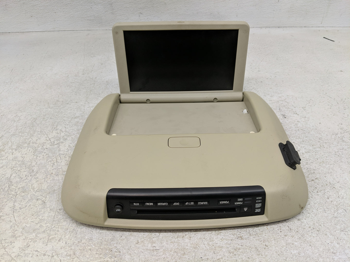 2007-2010 Mitsubishi Outlander Information Display Screen - Oemusedautoparts1.com