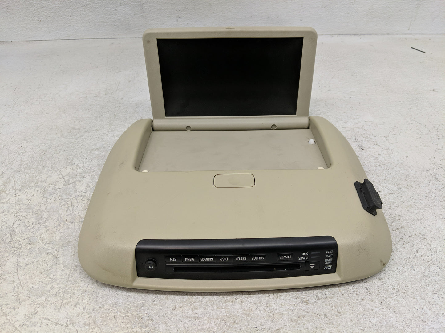 2007-2010 Mitsubishi Outlander Information Display Screen - Oemusedautoparts1.com