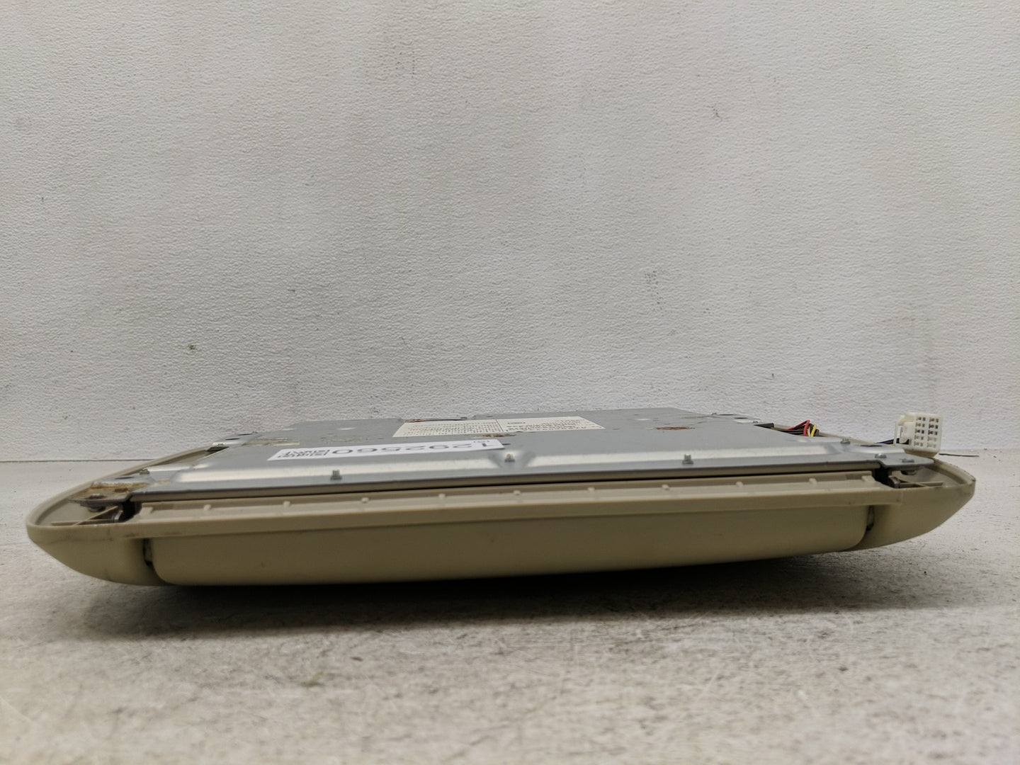 2007-2010 Mitsubishi Outlander Information Display Screen - Oemusedautoparts1.com
