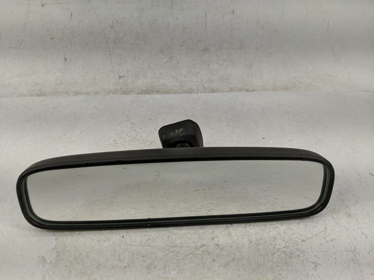 2004-2017 Mitsubishi Outlander Interior Rear View Mirror Replacement OEM P/N:MN124448 Fits OEM Used Auto Parts - Oemusedauto