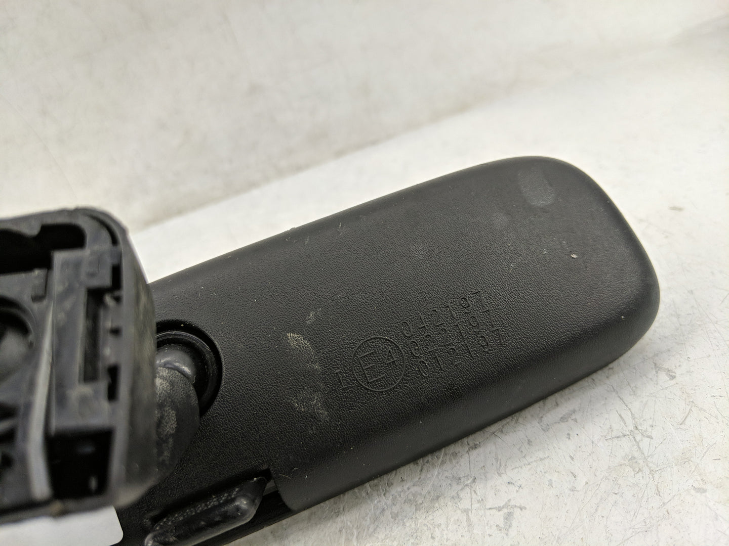 2004-2017 Mitsubishi Outlander Interior Rear View Mirror Replacement OEM P/N:MN124448 Fits OEM Used Auto Parts - Oemusedauto