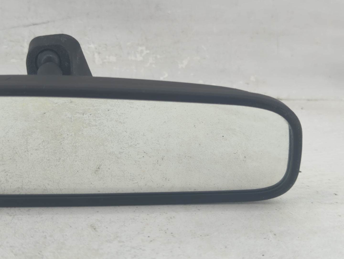 2004-2017 Mitsubishi Outlander Interior Rear View Mirror Replacement OEM P/N:MN124448 Fits OEM Used Auto Parts - Oemusedauto