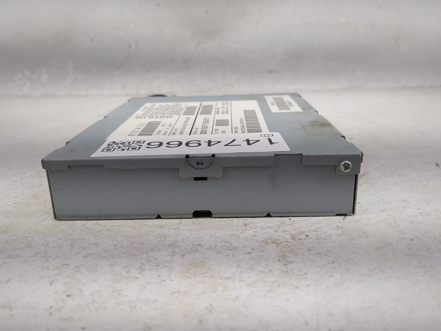2007 Mitsubishi Outlander Radio AM FM Cd Player Receiver Replacement P/N:8701A103 34P015A, CQ-7MU7CAN Fits Fits 2008 OEM Use