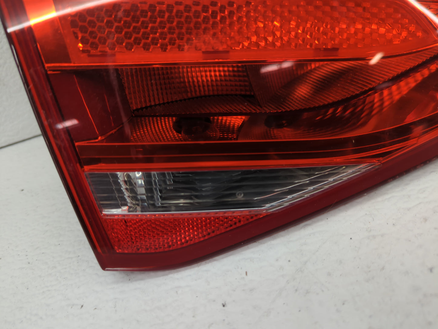 2007-2012 Mitsubishi Outlander Tail Light Assembly Driver Left OEM P/N:166973 Fits Fits 2007 2008 2009 2010 2011 2012 OEM Us