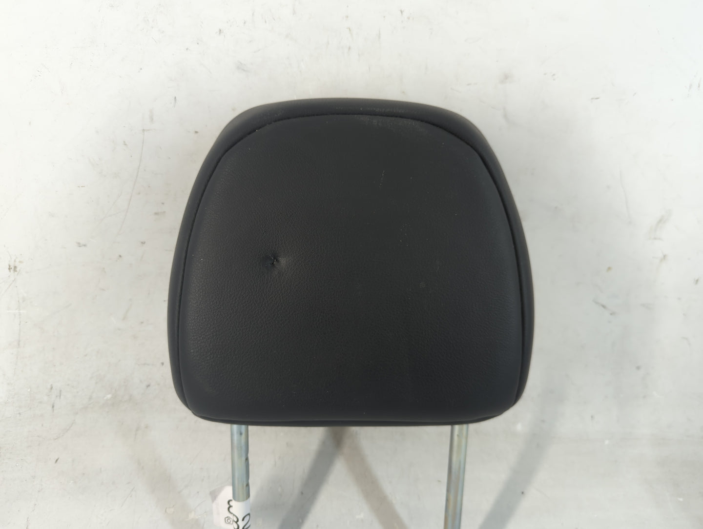 2007 Mitsubishi Outlander Headrest Head Rest Front Driver Passenger Seat Fits OEM Used Auto Parts - Oemusedautoparts1.com