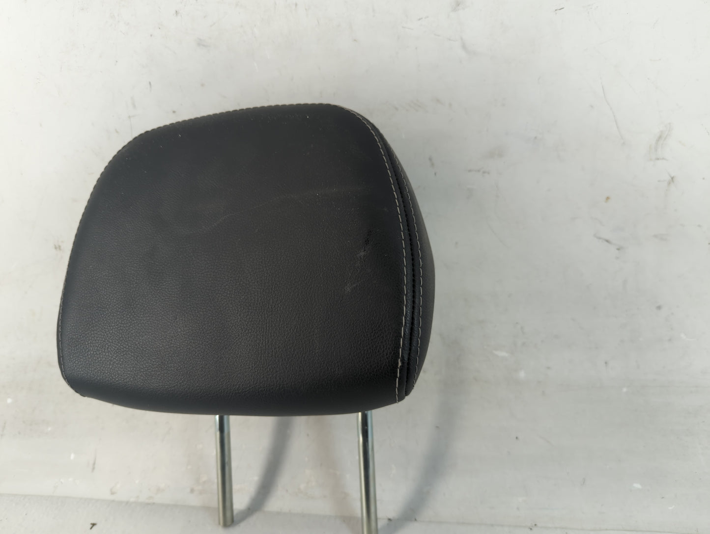2007 Mitsubishi Outlander Headrest Head Rest Rear Seat Fits OEM Used Auto Parts - Oemusedautoparts1.com