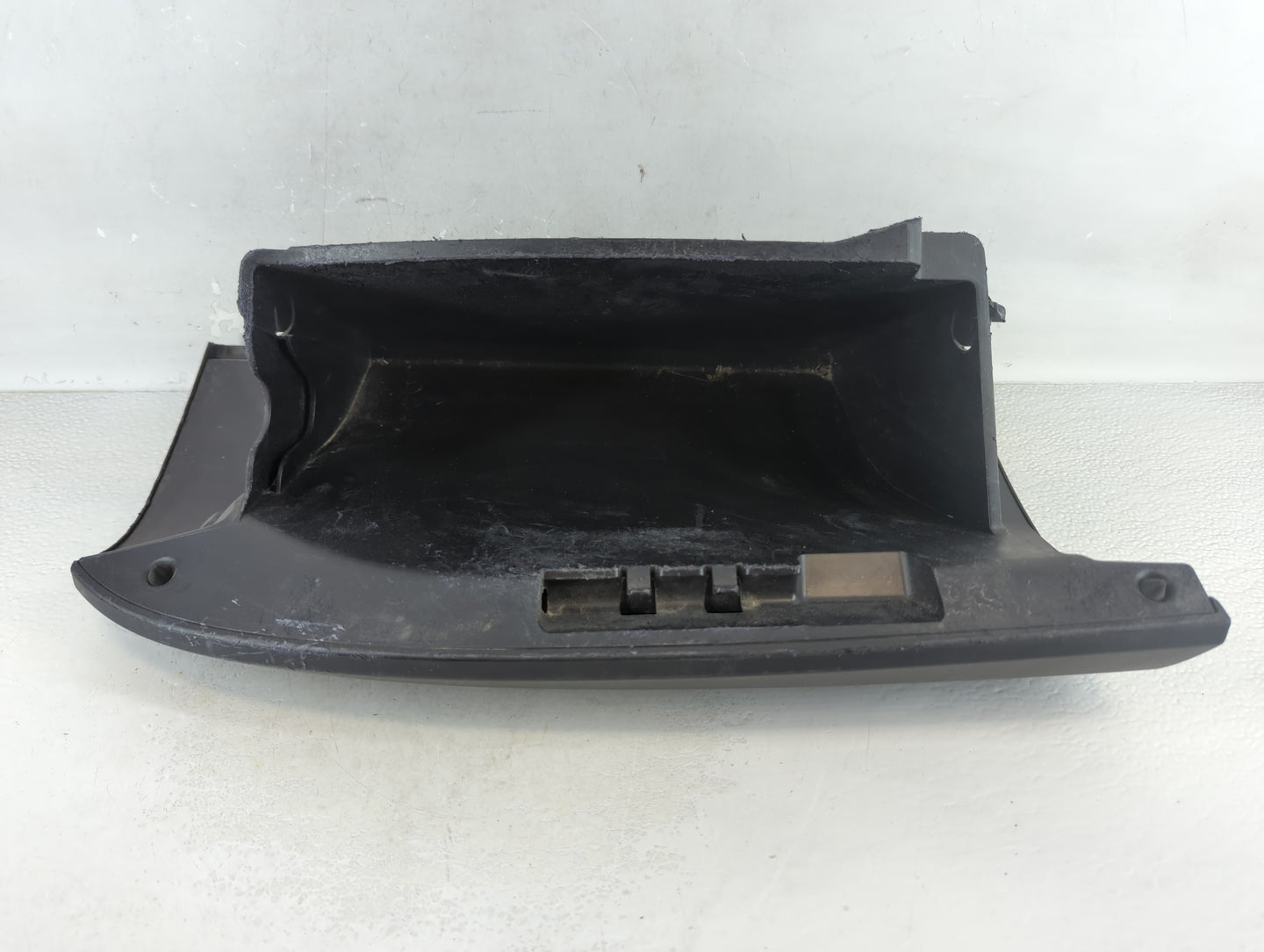 2007 Mitsubishi Outlander Passenger Glove Box Door Storage Compartment - Oemusedautoparts1.com