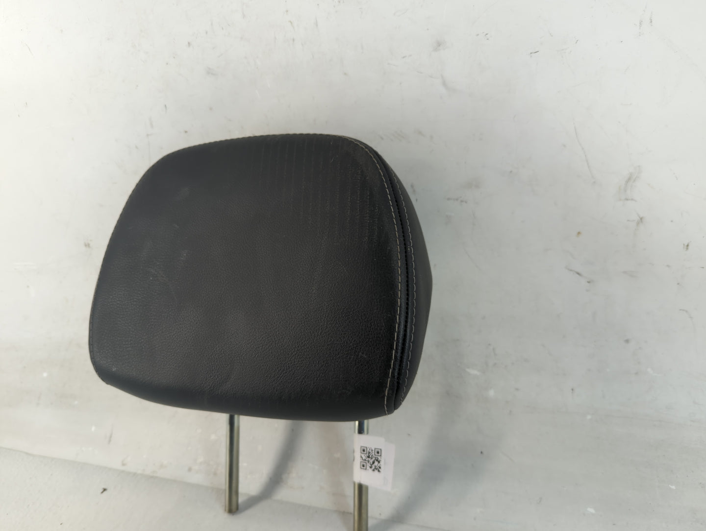 2007 Mitsubishi Outlander Headrest Head Rest Rear Seat Fits OEM Used Auto Parts - Oemusedautoparts1.com
