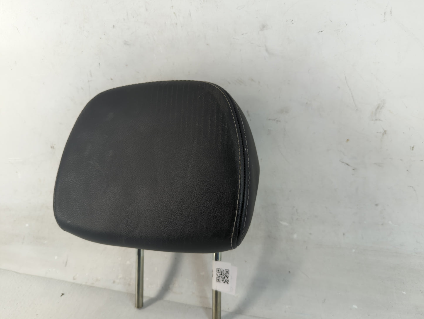 2007 Mitsubishi Outlander Headrest Head Rest Rear Seat Fits OEM Used Auto Parts - Oemusedautoparts1.com