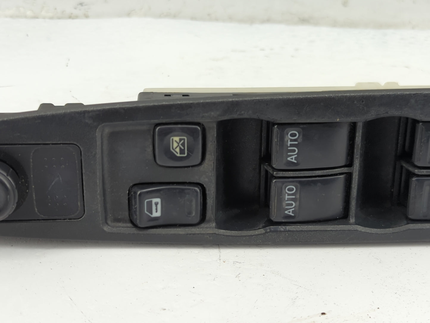 2007 Mitsubishi Outlander Master Power Window Switch Replacement Driver Side Left P/N:25401 8J000 Fits OEM Used Auto Parts -