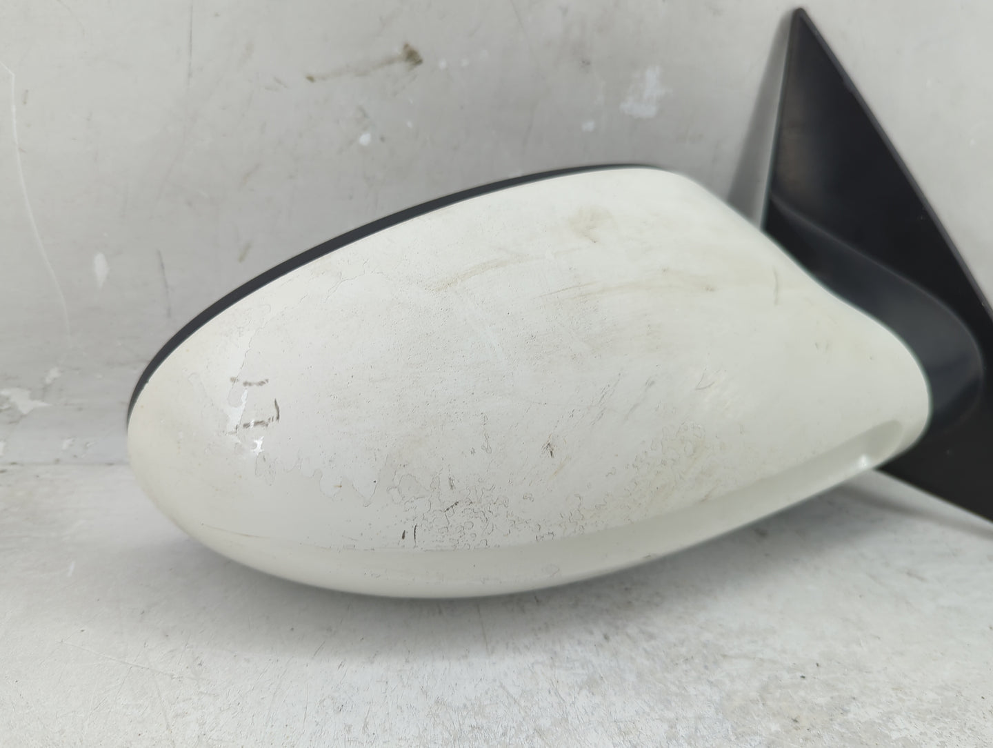2007 Mitsubishi Outlander Passenger Right Side View Manual Door Mirror - Oemusedautoparts1.com