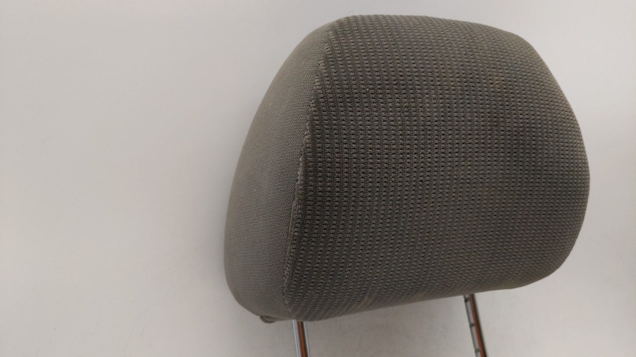 2007-2008 Mitsubishi Raider Headrest Head Rest Front Driver Passenger Seat Fits Fits 2007 2008 OEM Used Auto Parts - Oemused