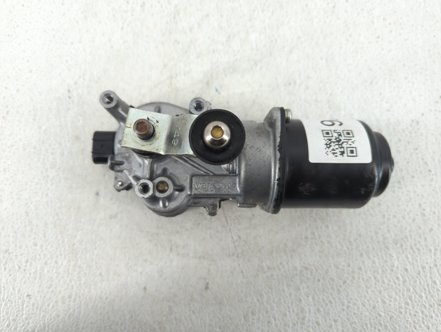 2006-2009 Nissan 350z Front Windshield Wiper Motor Fits Fits 2006 2007 2008 2009 OEM Used Auto Parts - Oemusedautoparts1.com