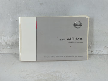 2007 Nissan Altima Owners Manual Book Guide P/N:OM7E-0L32U0 OEM Used Auto Parts - Oemusedautoparts1.com