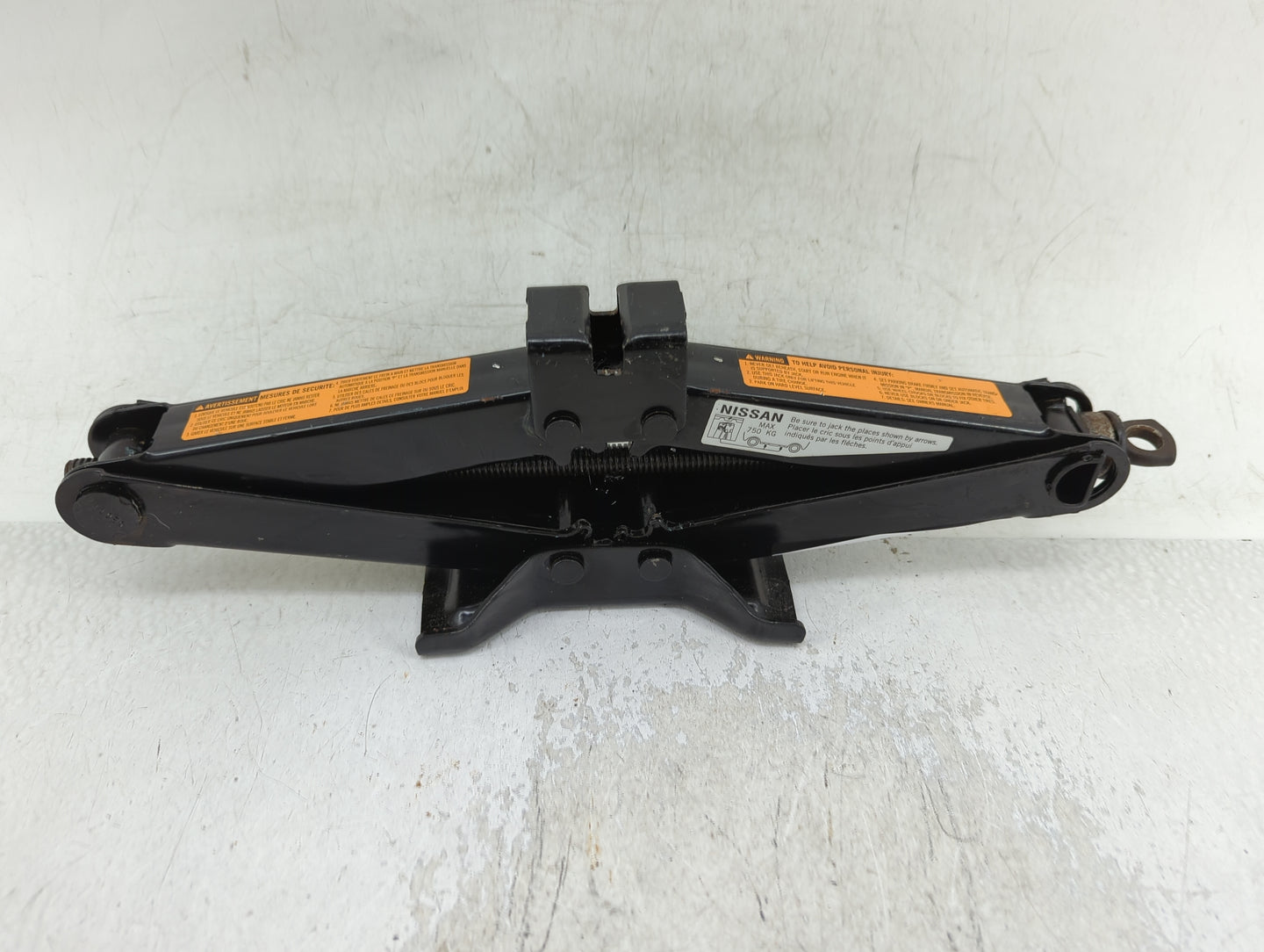 2007 Nissan Altima Spare Scissor Car Jack - Oemusedautoparts1.com