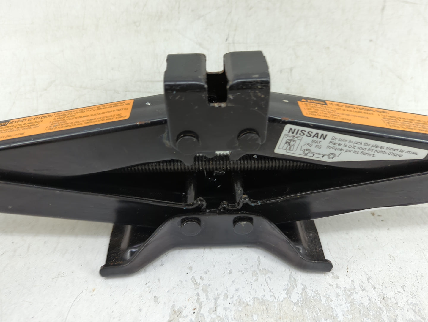 2007 Nissan Altima Spare Scissor Car Jack - Oemusedautoparts1.com
