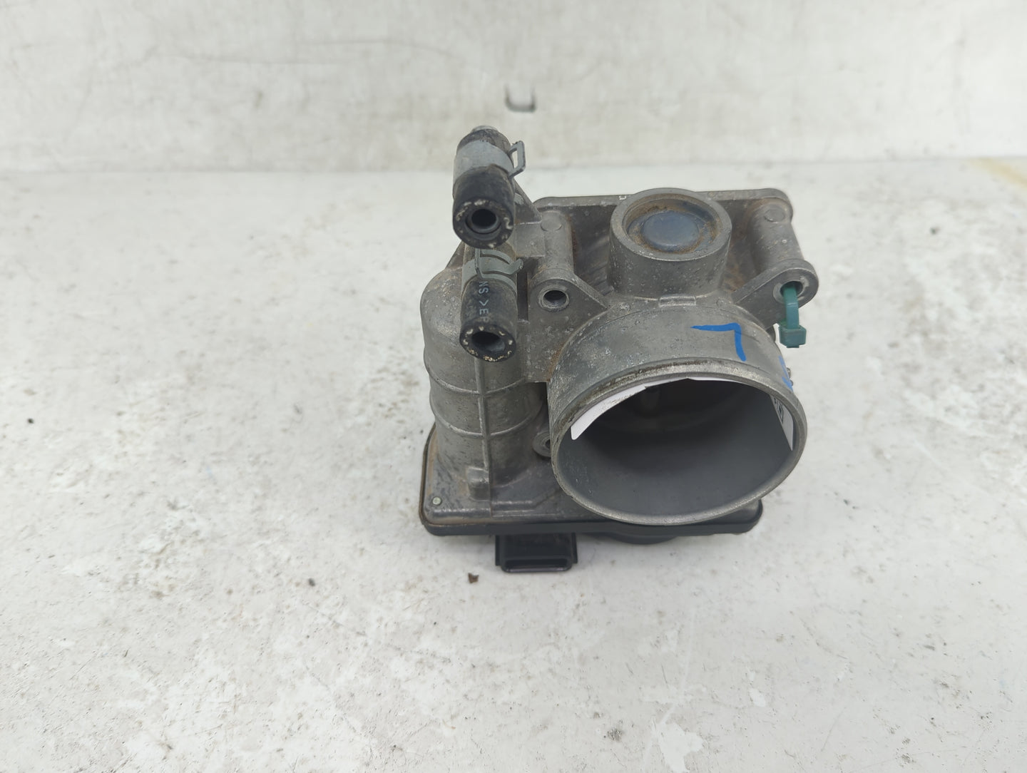 2007-2013 Nissan Altima Throttle Body P/N:526-01 Fits Fits 2007 2008 2009 2010 2011 2012 2013 OEM Used Auto Parts - Oemuseda