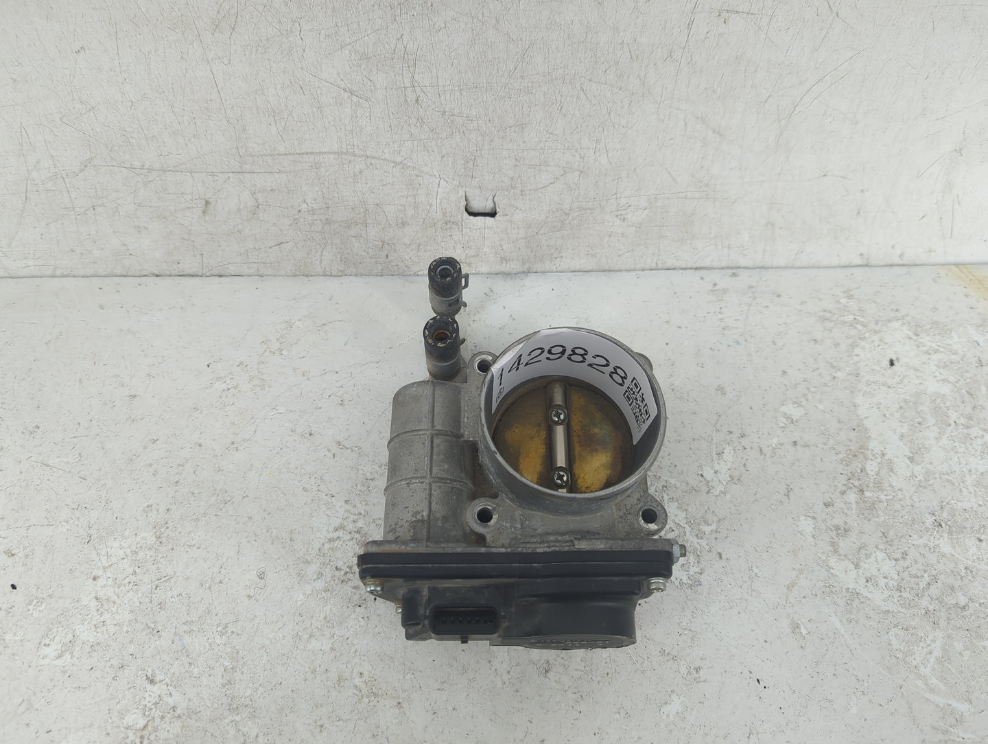 2007-2013 Nissan Altima Throttle Body P/N:526-01 Fits Fits 2007 2008 2009 2010 2011 2012 2013 OEM Used Auto Parts - Oemuseda