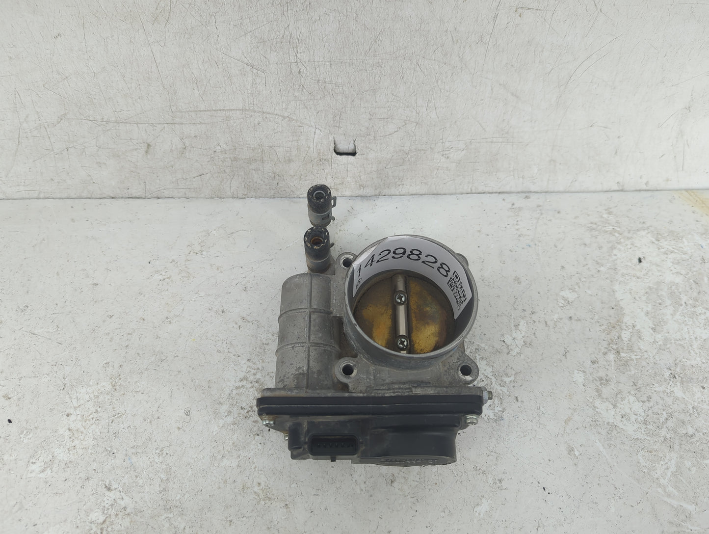 2007-2013 Nissan Altima Throttle Body P/N:526-01 Fits Fits 2007 2008 2009 2010 2011 2012 2013 OEM Used Auto Parts - Oemuseda