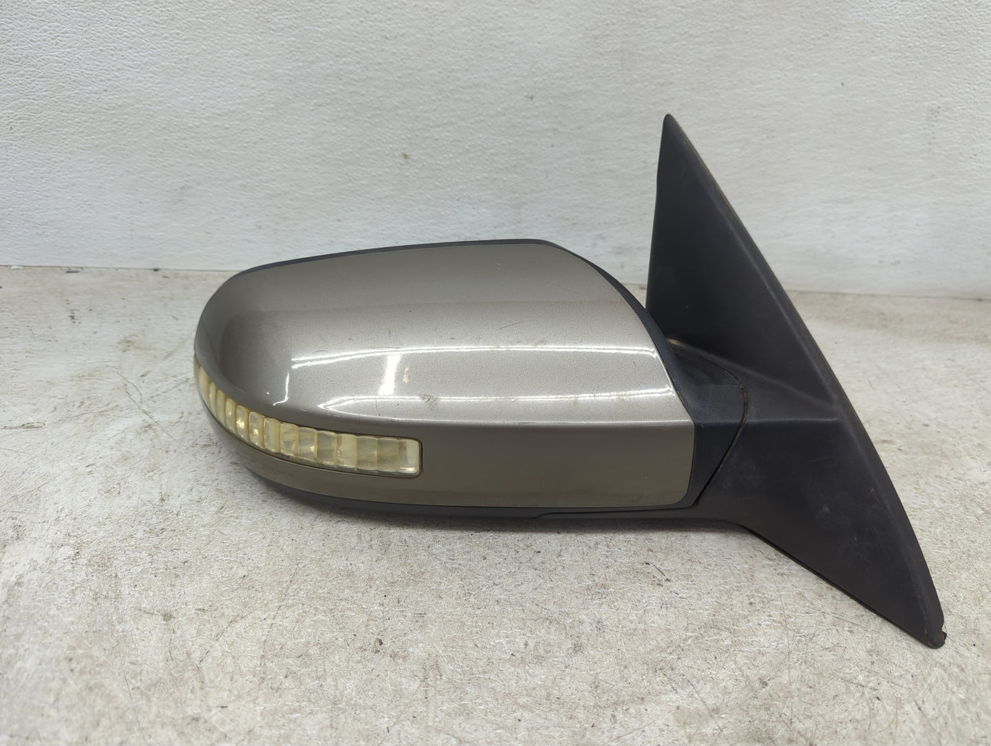 2007-2012 Nissan Altima Driver Side View Mirror - Left Door Mirror OEM Used - Oemusedautoparts1.com