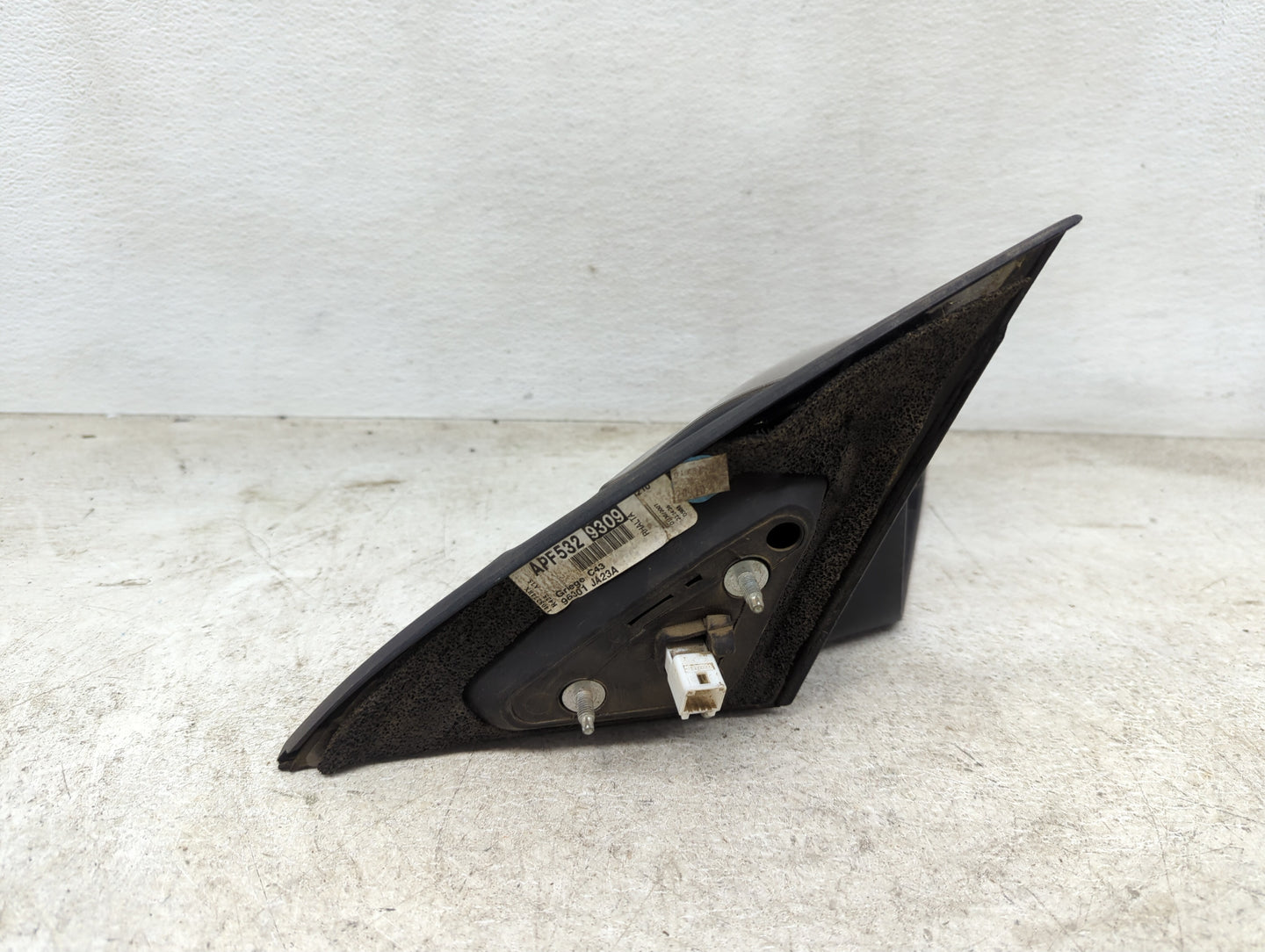 2007-2012 Nissan Altima Driver Side View Mirror - Left Door Mirror OEM Used - Oemusedautoparts1.com