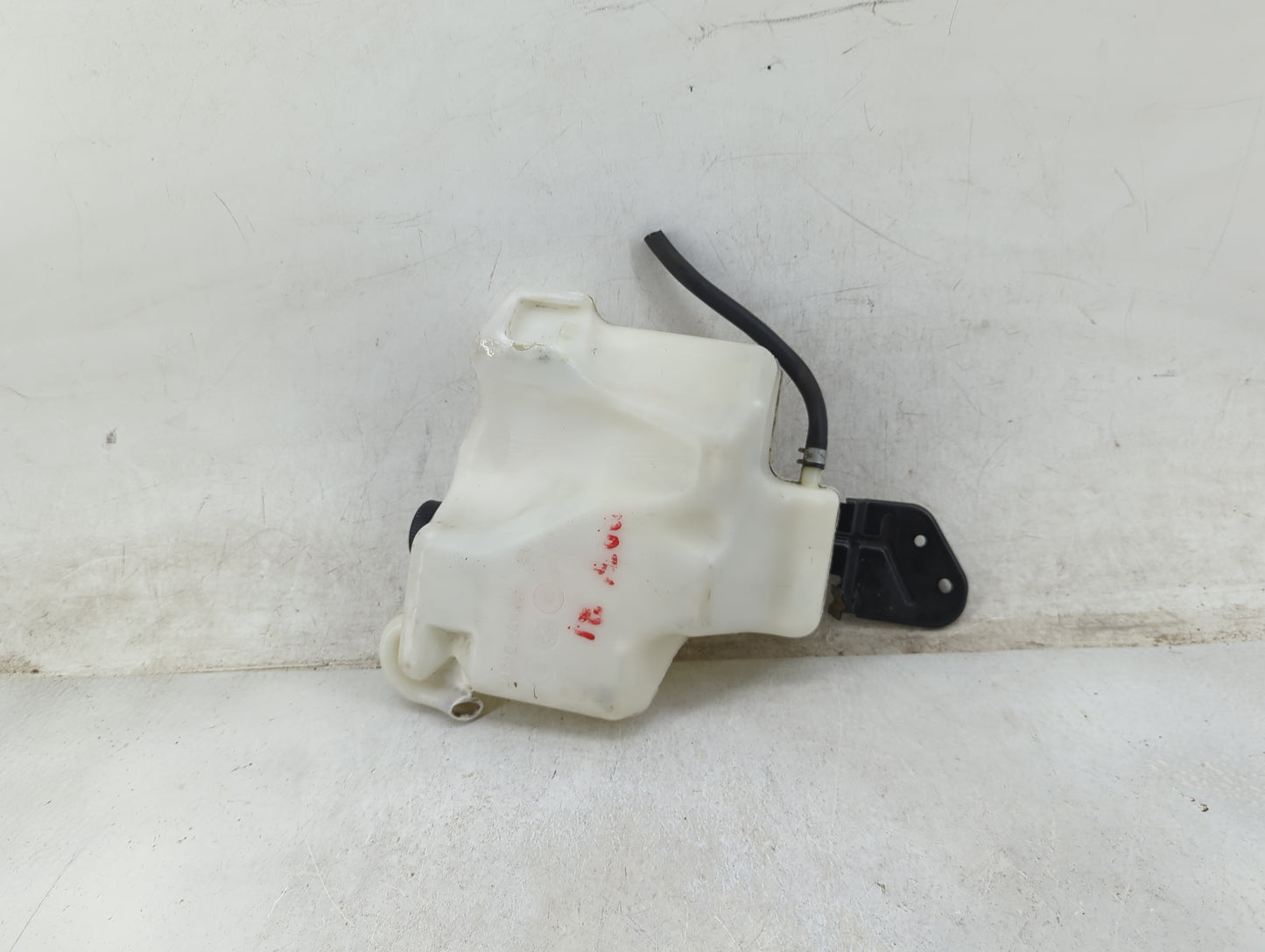 2007-2013 Nissan Altima Radiator Coolant Overflow Expansion Tank Bottle 1466981 - Oemusedautoparts1.com