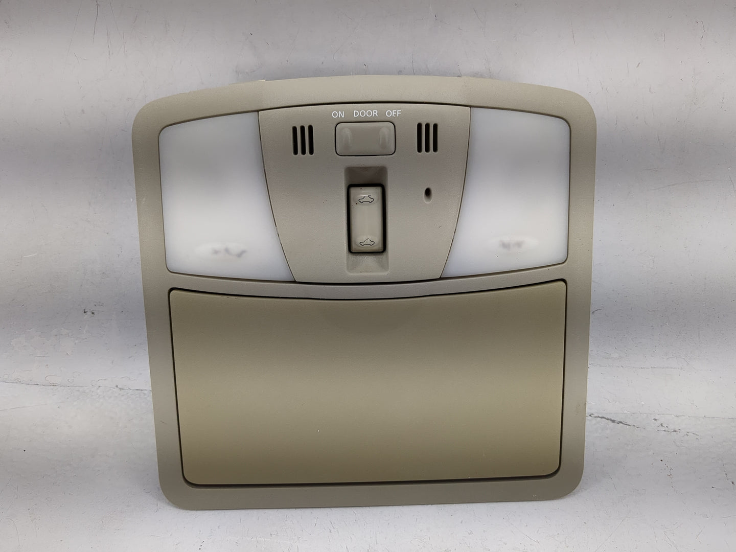 2007 Nissan Altima Overhead Roof Console Tan - Oemusedautoparts1.com