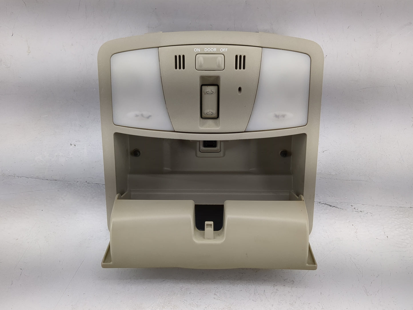 2007 Nissan Altima Overhead Roof Console Tan - Oemusedautoparts1.com