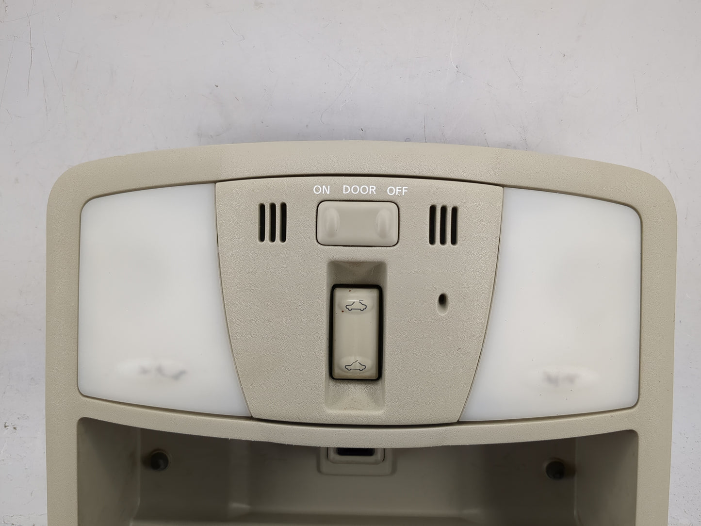 2007 Nissan Altima Overhead Roof Console Tan - Oemusedautoparts1.com