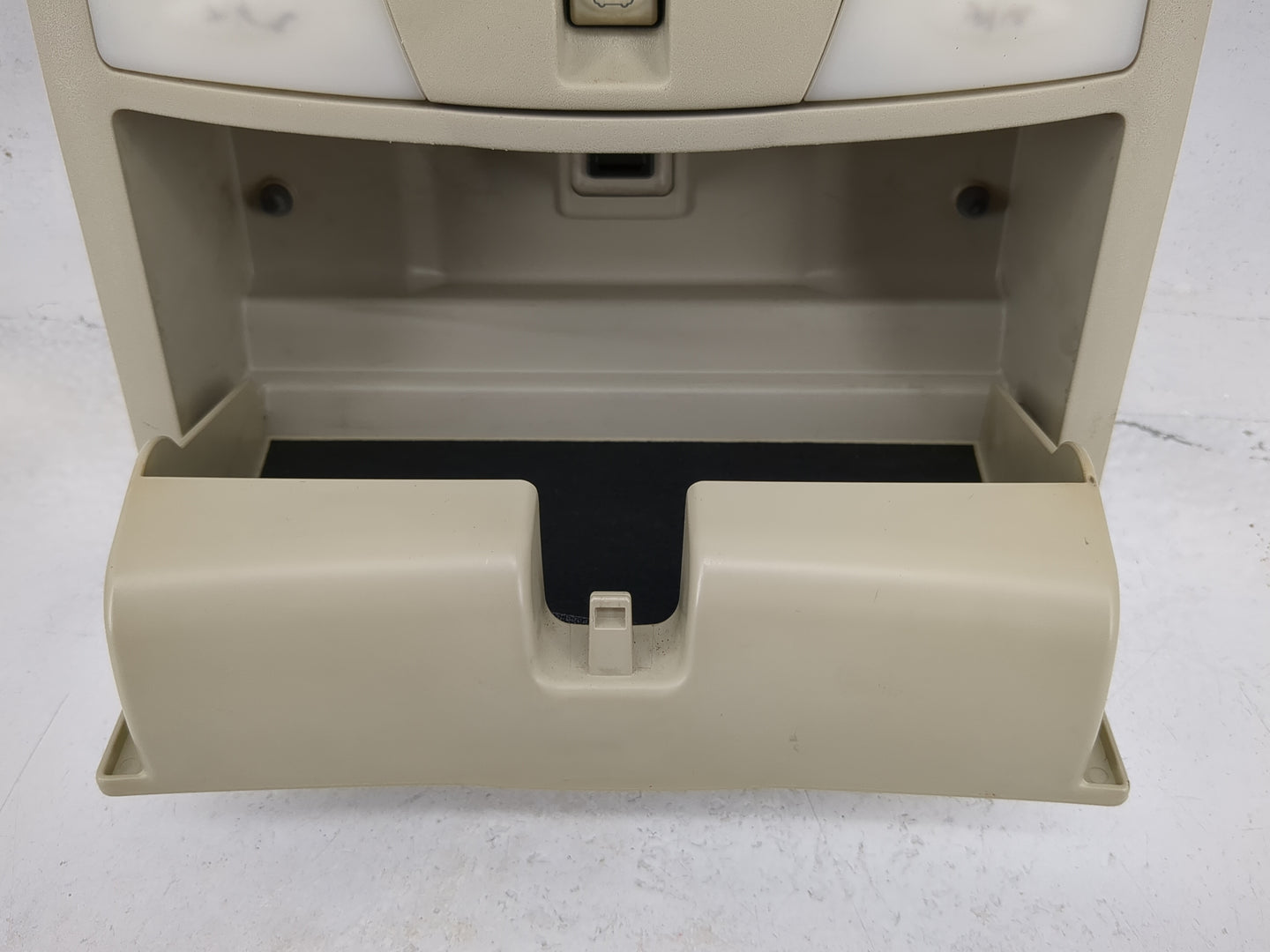 2007 Nissan Altima Overhead Roof Console Tan - Oemusedautoparts1.com