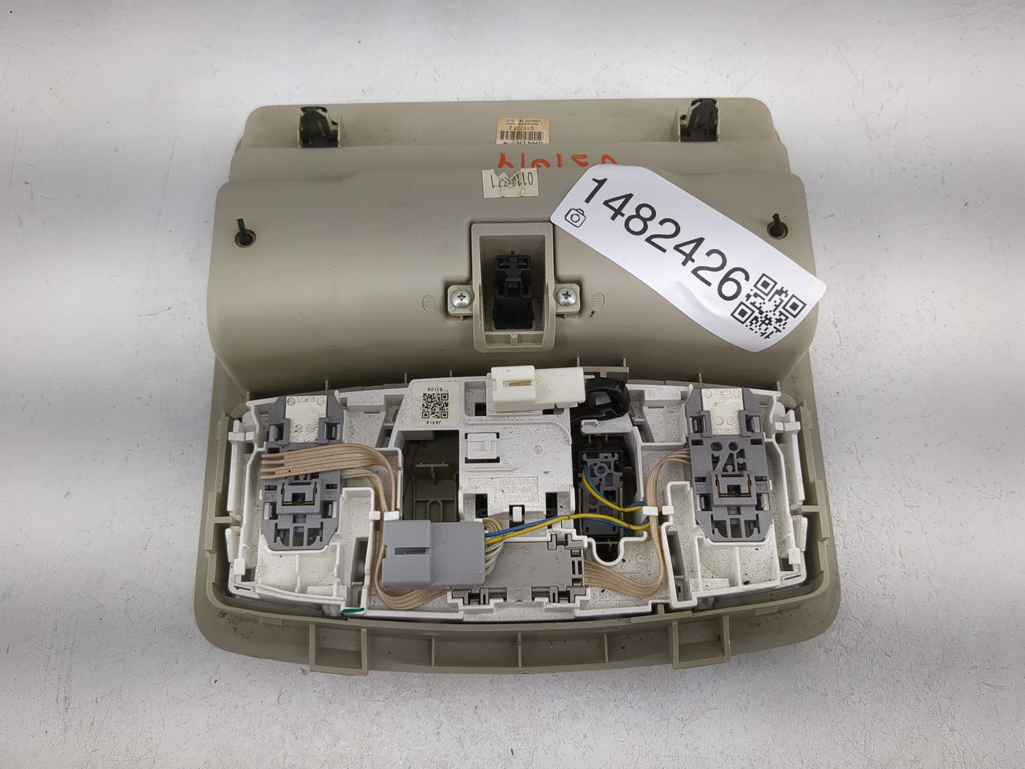 2007 Nissan Altima Overhead Roof Console Tan - Oemusedautoparts1.com