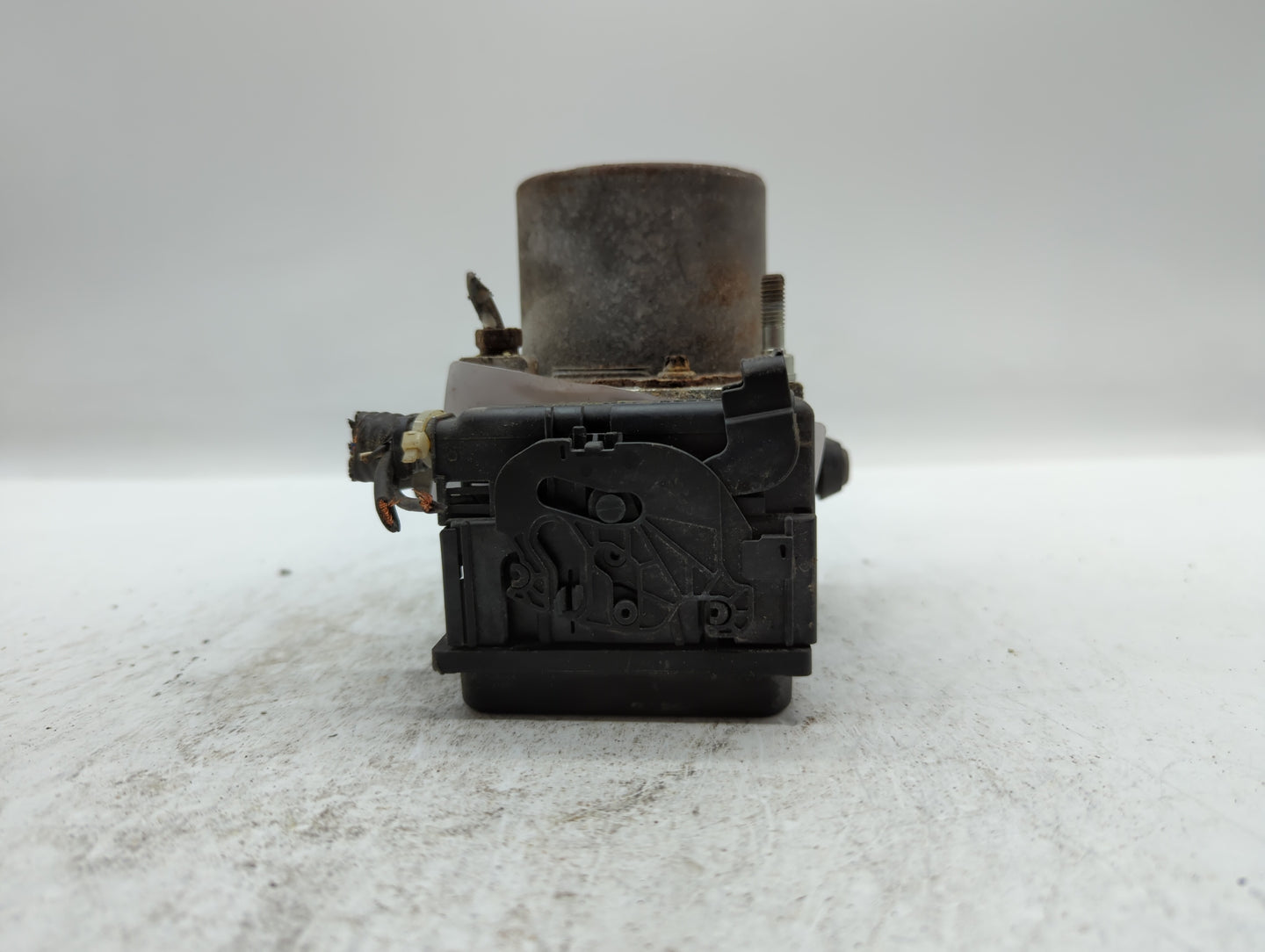 2007 Nissan Altima ABS Pump Control Module Replacement Fits OEM Used Auto Parts - Oemusedautoparts1.com