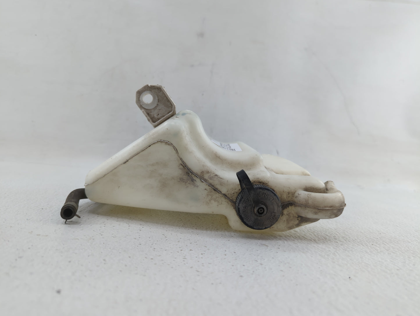 2007-2013 Nissan Altima Radiator Coolant Overflow Expansion Tank Bottle - Oemusedautoparts1.com