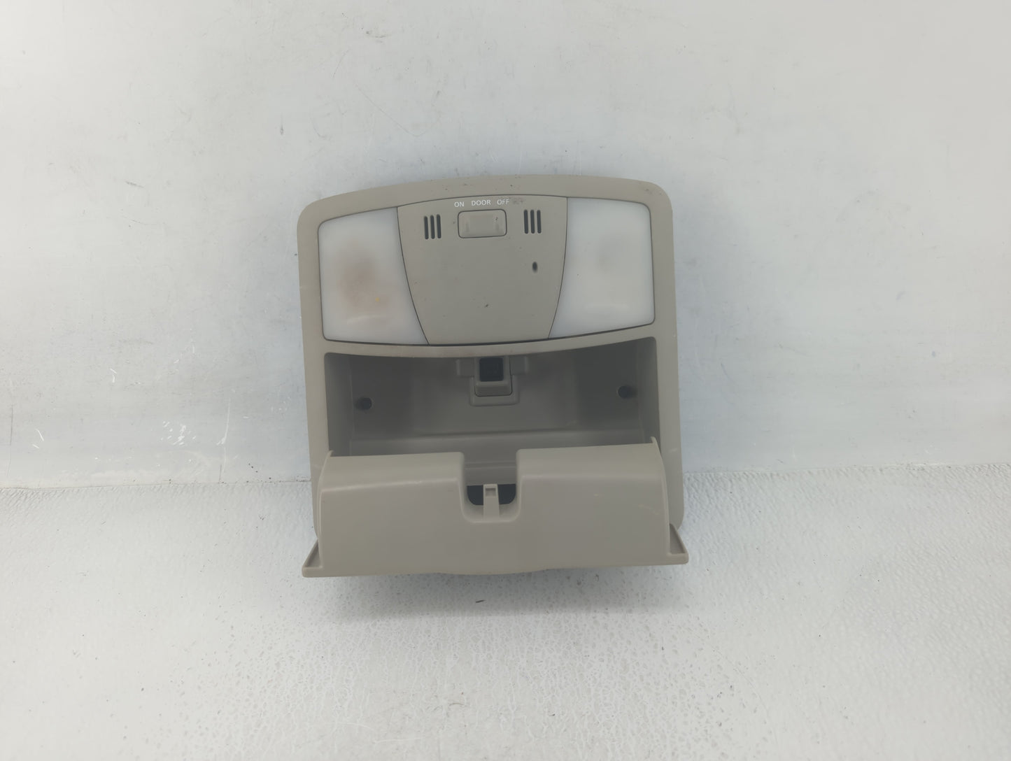 2007 Nissan Altima Overhead Roof Console - Oemusedautoparts1.com