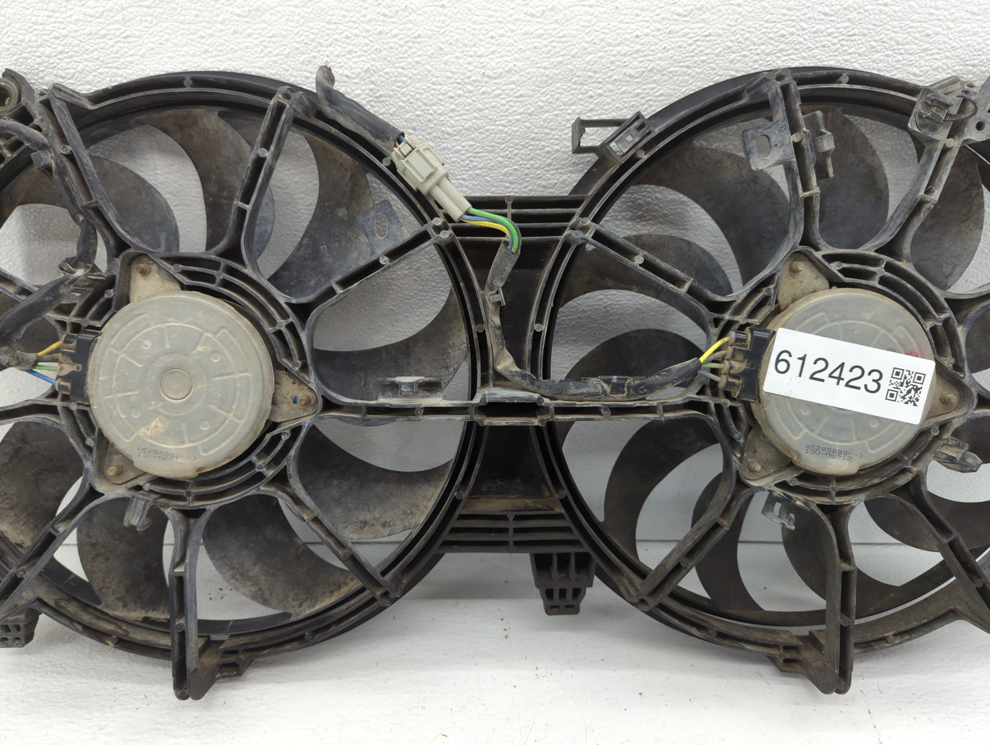 2007-2011 Nissan Altima Left Radiator Fan Motor Assembly - Oemusedautoparts1.com