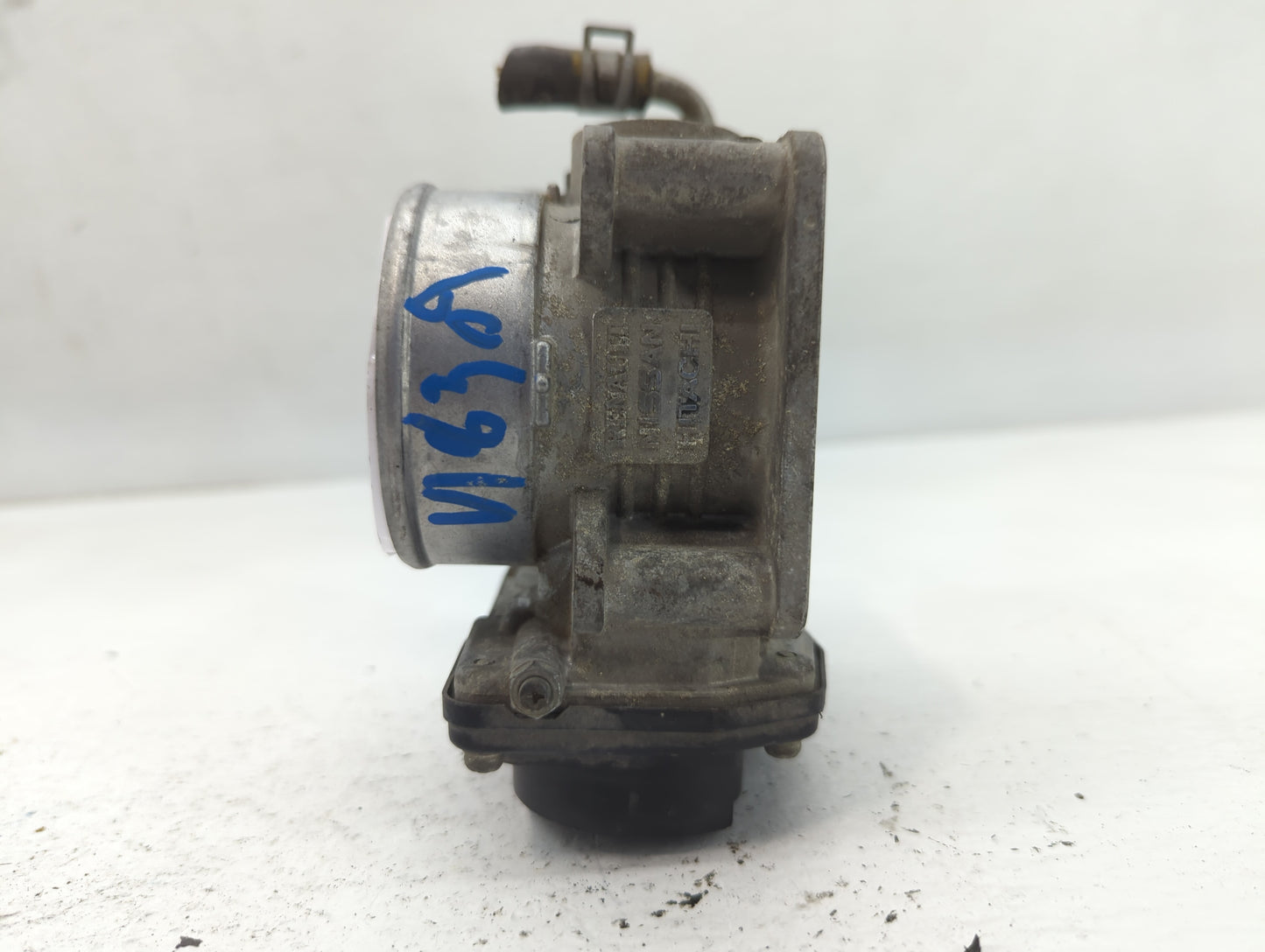 2007-2013 Nissan Altima Throttle Body P/N:G 7420 526-01 Fits Fits 2007 2008 2009 2010 2011 2012 2013 OEM Used Auto Parts - O