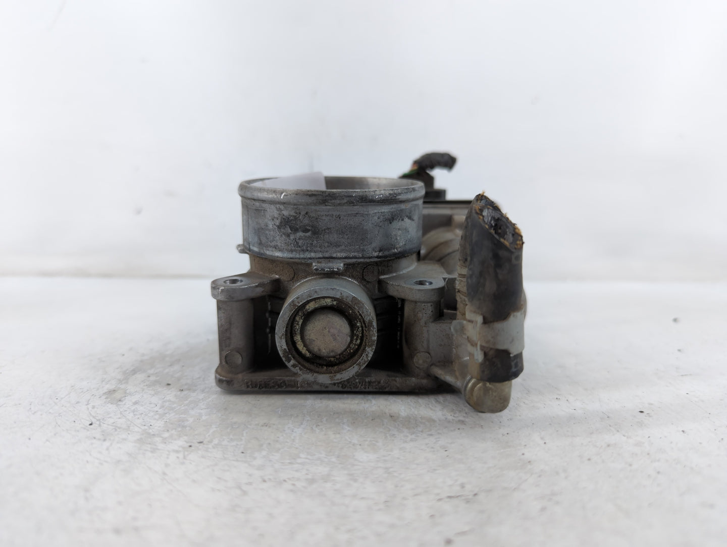 2007-2013 Nissan Altima Throttle Body Fits Fits 2007 2008 2009 2010 2011 2012 2013 OEM Used Auto Parts - Oemusedautoparts1.c