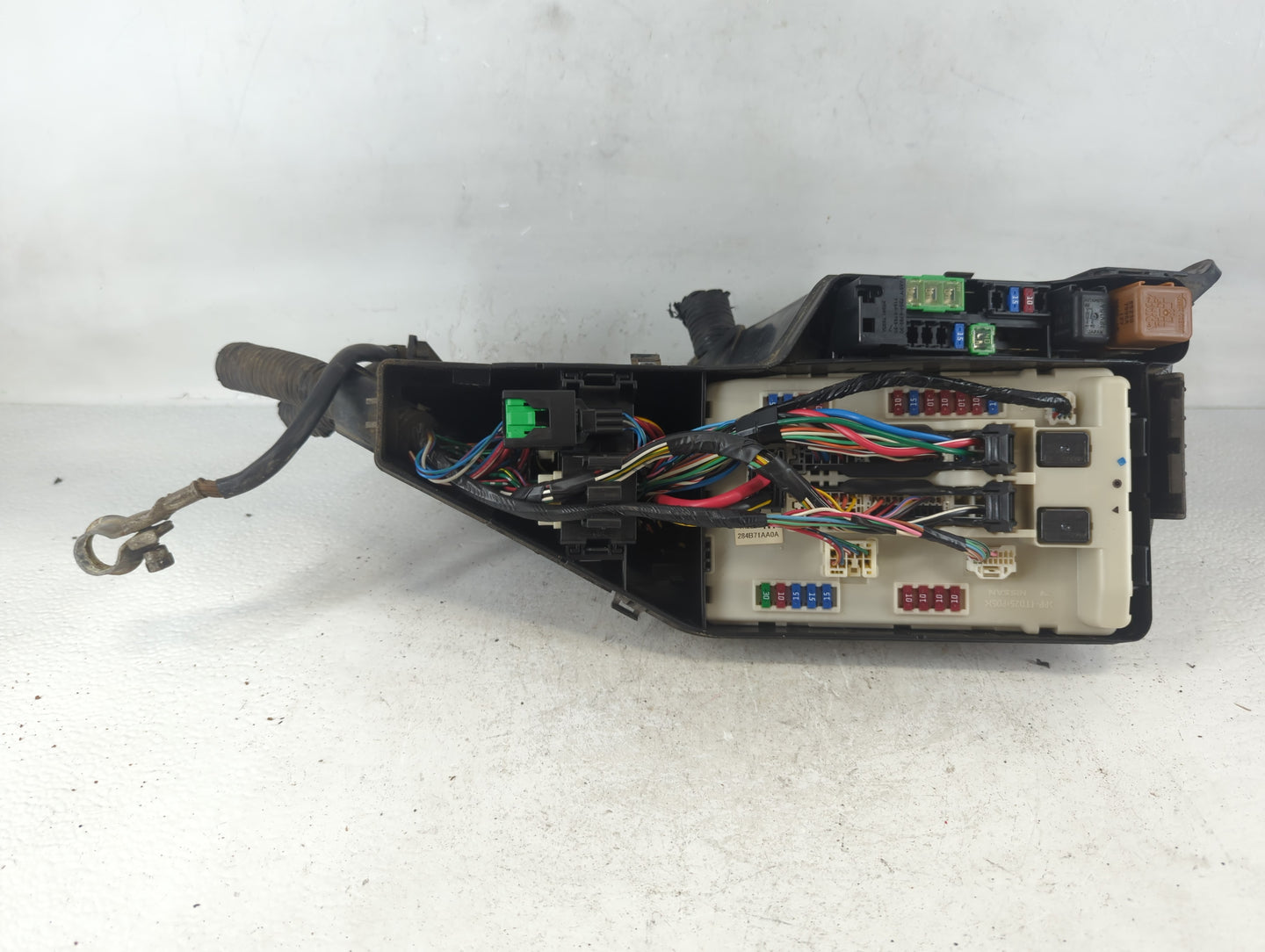 2007 Nissan Altima Fusebox Fuse Box Panel Relay Module P/N:284B71AA0A Fits OEM Used Auto Parts - Oemusedautoparts1.com