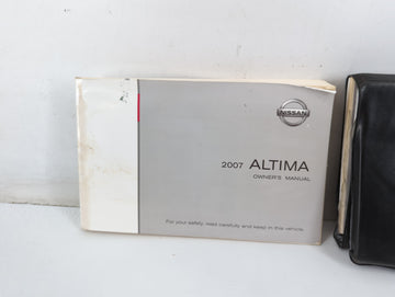 2007 Nissan Altima Owners Manual Book Guide P/N:OM7E-0L32U1 OEM Used Auto Parts