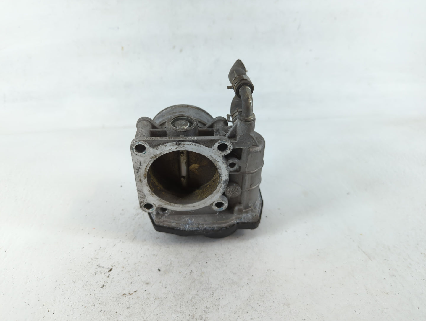2007-2013 Nissan Altima Throttle Body P/N:2126H RME60-15 Fits Fits 2007 2008 2009 2010 2011 2012 2013 OEM Used Auto Parts - 
