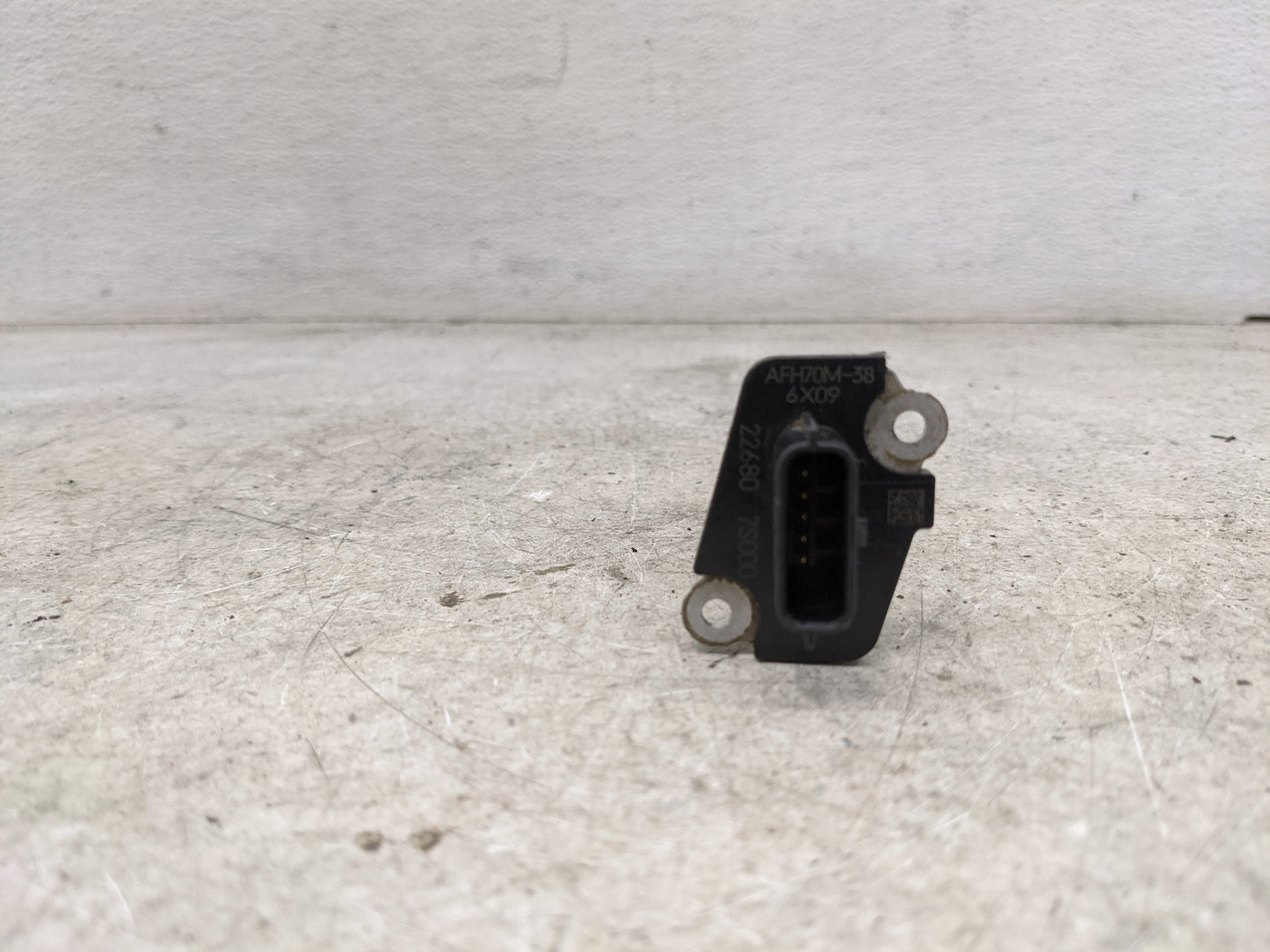2005-2022 Nissan Armada Mass Air Flow Meter Maf 1489830 - Oemusedautoparts1.com