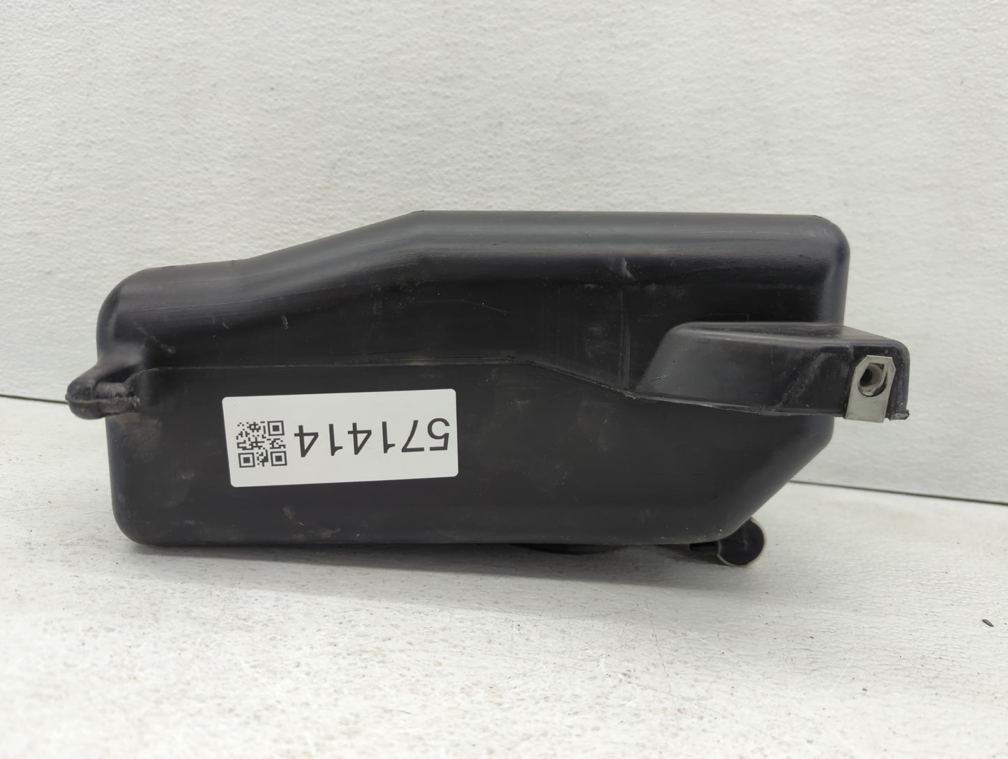 2005-2015 Nissan Armada Windshield Washer Fluid Reservoir Bottle Oem - Oemusedautoparts1.com