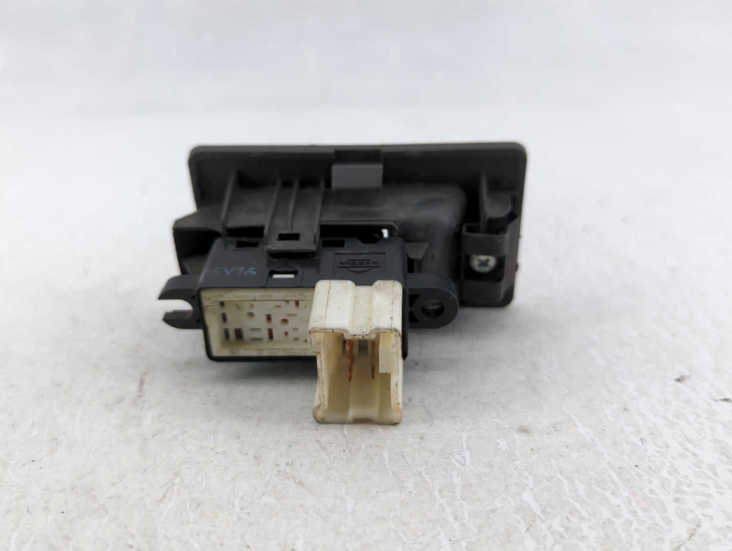 2005-2007 Nissan Armada Master Power Window Switch Replacement Driver Side Left Fits OEM Used Auto Parts - Oemusedautoparts1