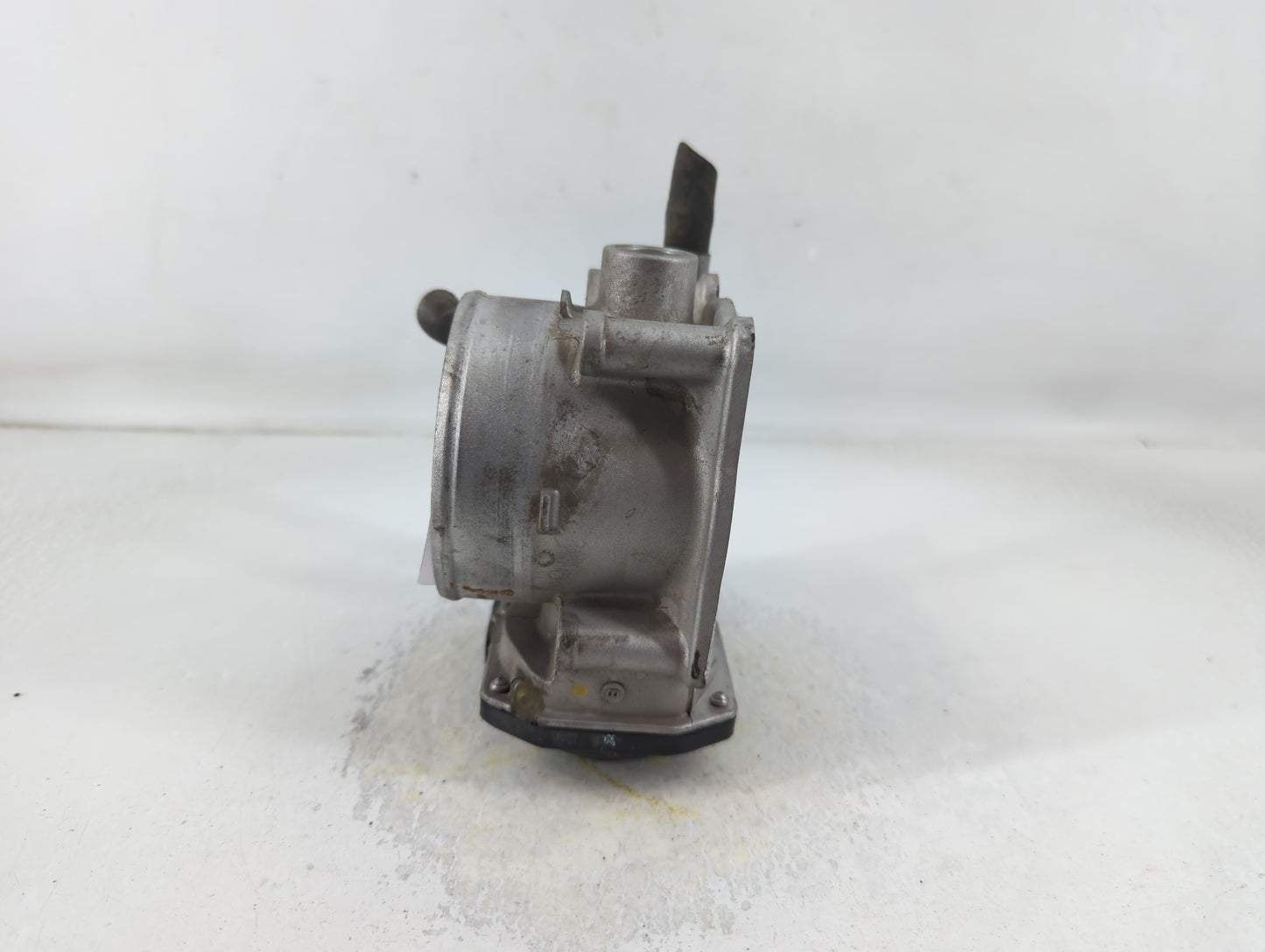 2005-2012 Nissan Armada Throttle Body P/N:7B22 00694 16119 7S000 Fits Fits 2004 2005 2006 2007 2008 2009 2010 2011 2012 2013