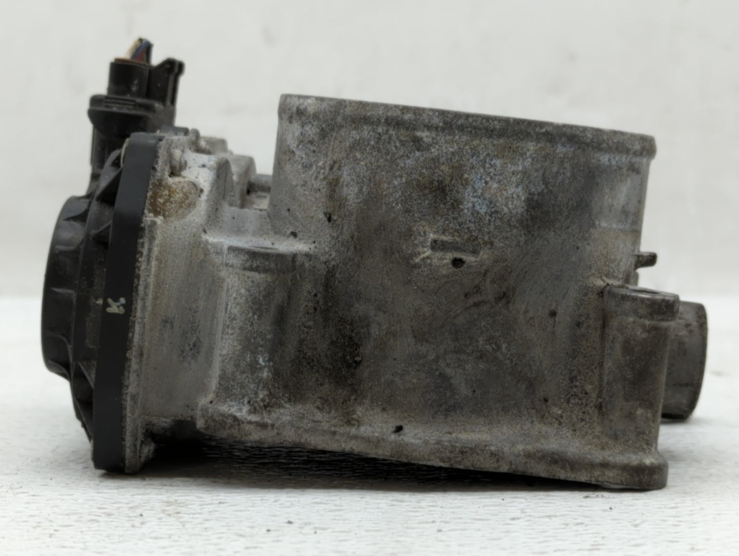 2005-2012 Nissan Frontier Throttle Body P/N:16119 7S001 A 16119 7S001 B Fits OEM Used Auto Parts - Oemusedautoparts1.com